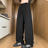 2w件+220g锦纶冰丝2026春透气激光打孔冰丝裤K170室内模特特P28，男装休闲裤，电商A030