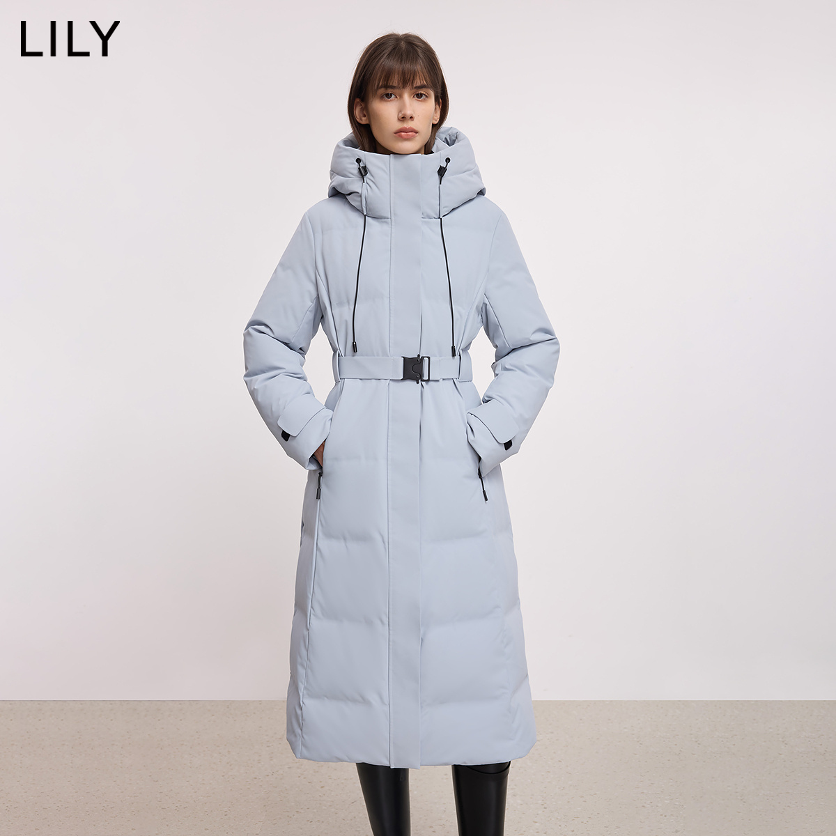LILY2025冬新款撞色立领抽绳连帽收腰90鸭绒纯色羽绒服外套女长款