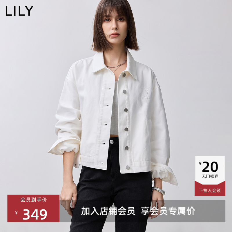 小翻领设计 平衡硬朗与柔美