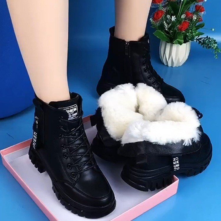 软皮马丁靴女2025年新款秋冬百搭平底防滑短靴厚底羊毛加绒加厚棉