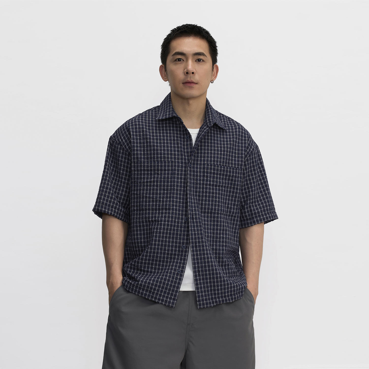 夏季干爽透气小格子短袖衬衫男