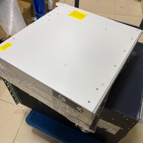 议价思科交换机C9300-24P-AC9300-24T-AC9300-48T-A