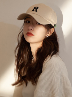 日本RX字母R鸭舌日系休闲帽子女网红百搭潮人街头显脸小棒球帽
