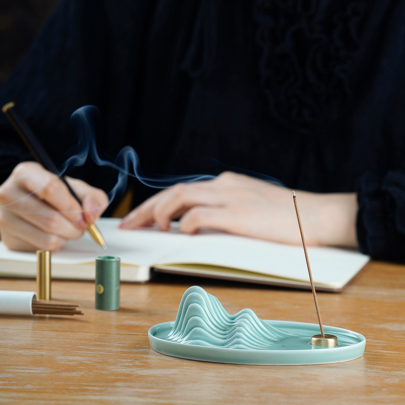 山水意境香薰炉陶瓷桌面线香香插底座茶道简约中国风香托摆件礼物