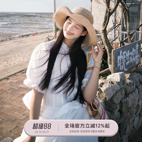 【现货】FUTURE BEATS 白色刺绣蕾丝圆领花边泡泡袖短款短袖小衫