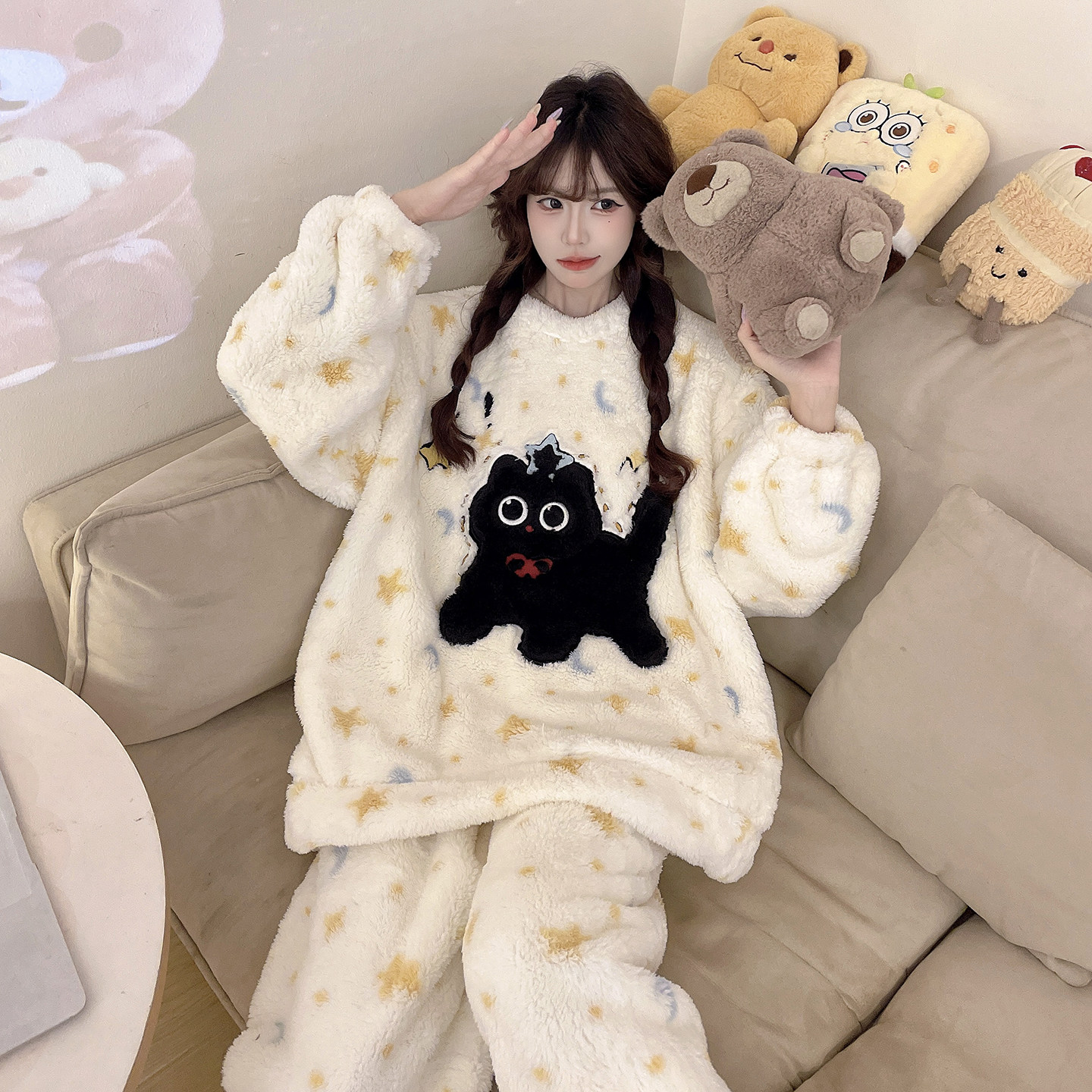 秋冬款珊瑚绒睡衣女加绒加厚加大码胖mm200斤冬季可爱少女家居服