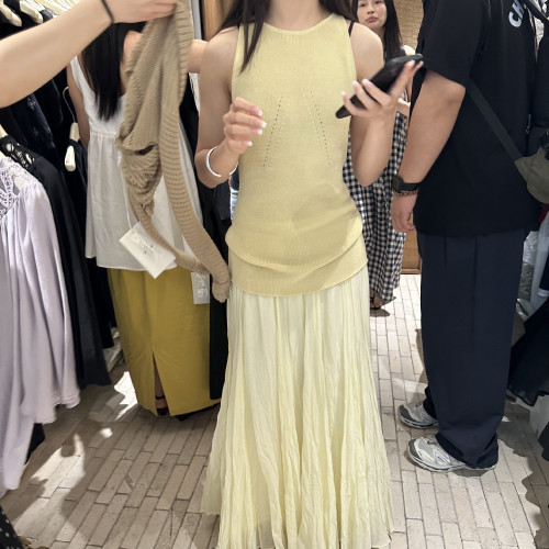 针织背心折褶半身裙两件套显瘦