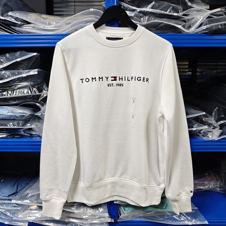 thumbnail for Tommy Is a Must-Have! Authentic Tommy Hifiger Tommy Men's and Women's Crew Neck Pure Cotton Fleece Pullover Sweatshirt