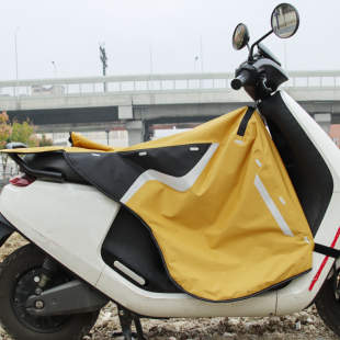 游点冬季九号小牛电动车踏板车单人保暖防风防雨挡风被