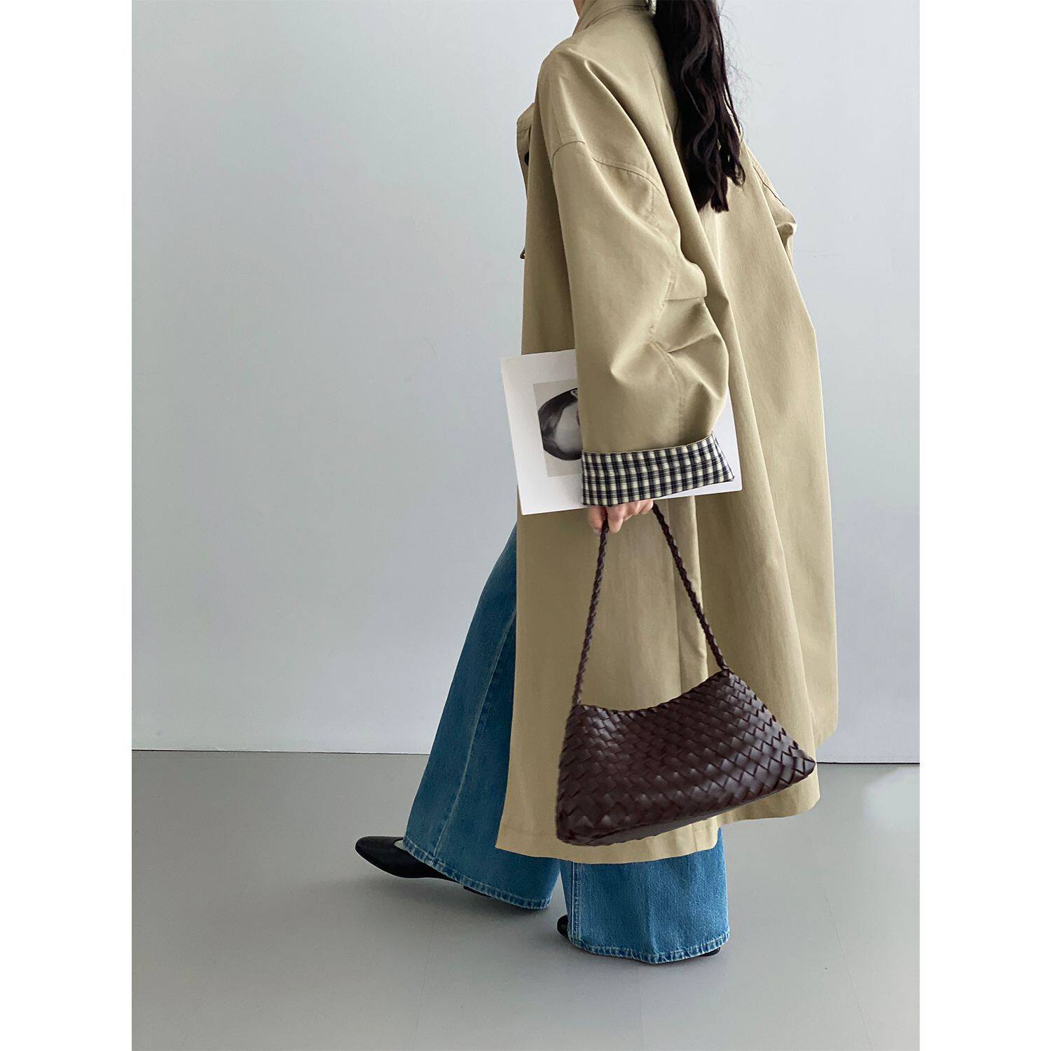那末 春日画报 复古高级感卡其立领风衣女格子拼接中长外套C3720