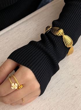 金色时髦实心海洋贝壳高级感手镯手链气质保色设计秋冬搭配高抛光