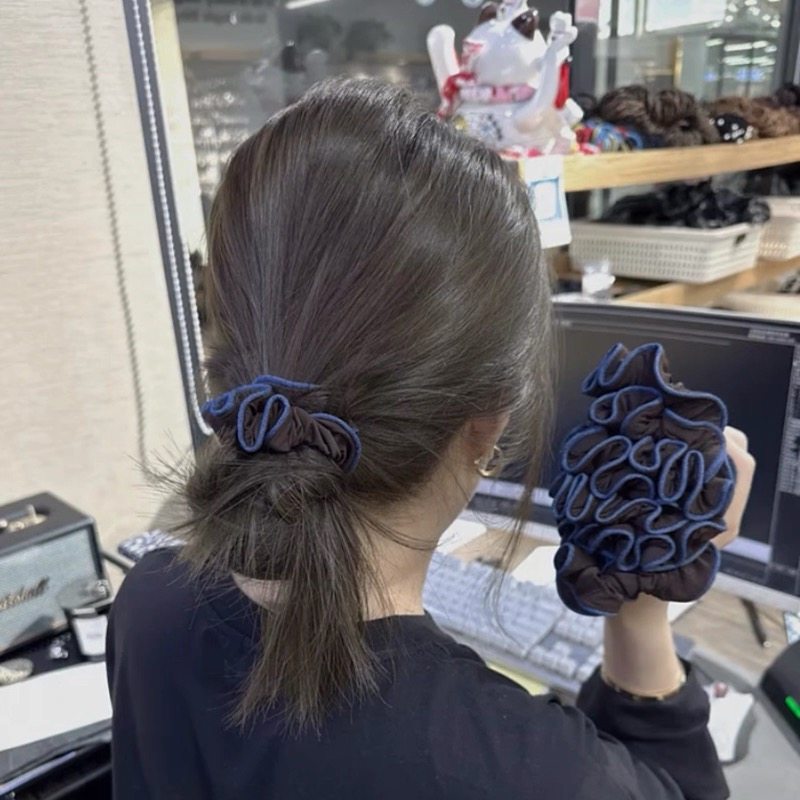 早秋新款咖色锁边布艺小肠发圈女时尚简约高弹力头绳百搭发绳发饰,饰品/流行首饰/时尚饰品新,发饰,淘宝优惠券,粉丝福利购,淘宝优惠卷