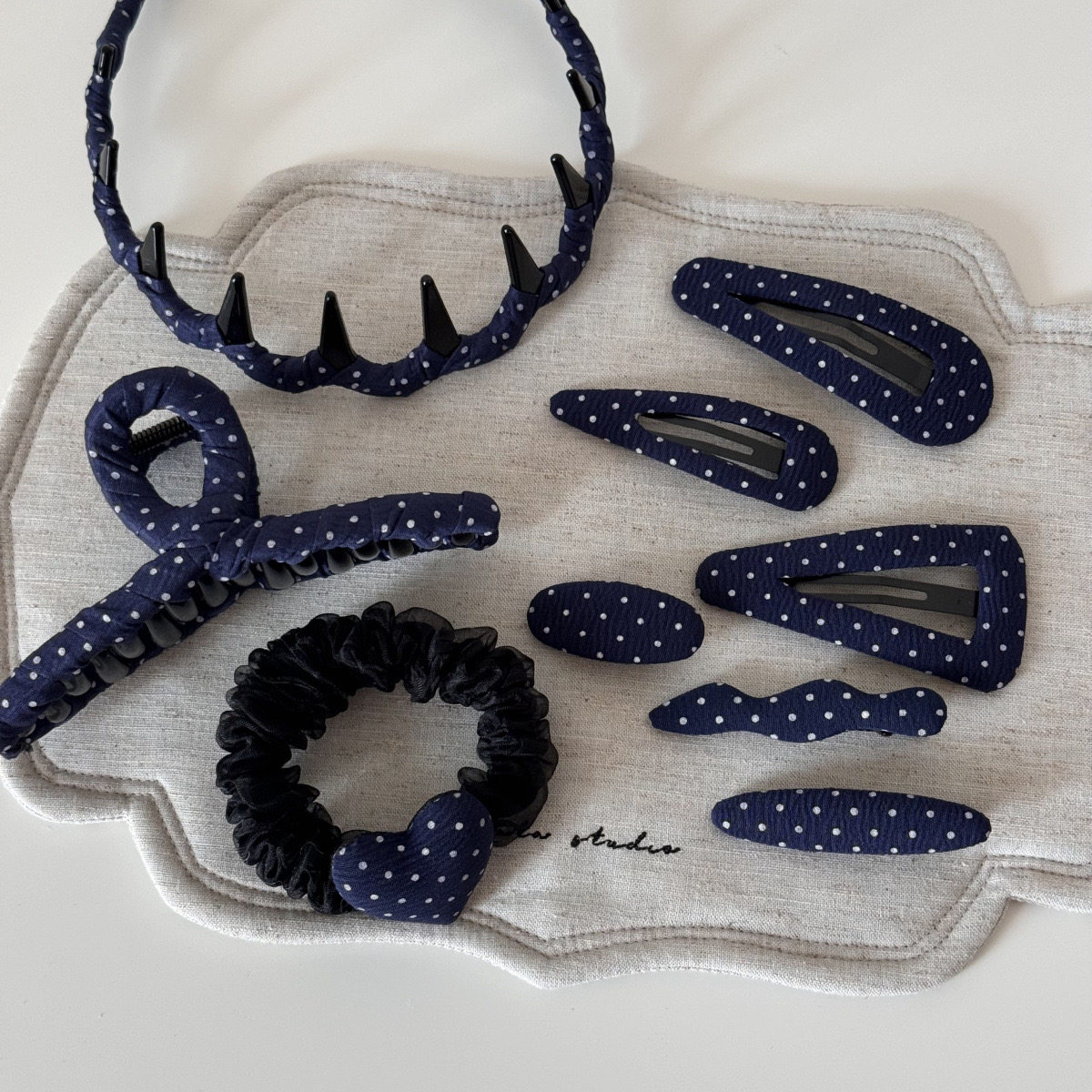 韩系显白藏蓝波点发夹刘海夹碎发边夹高级感发箍抓夹复古圆点发饰