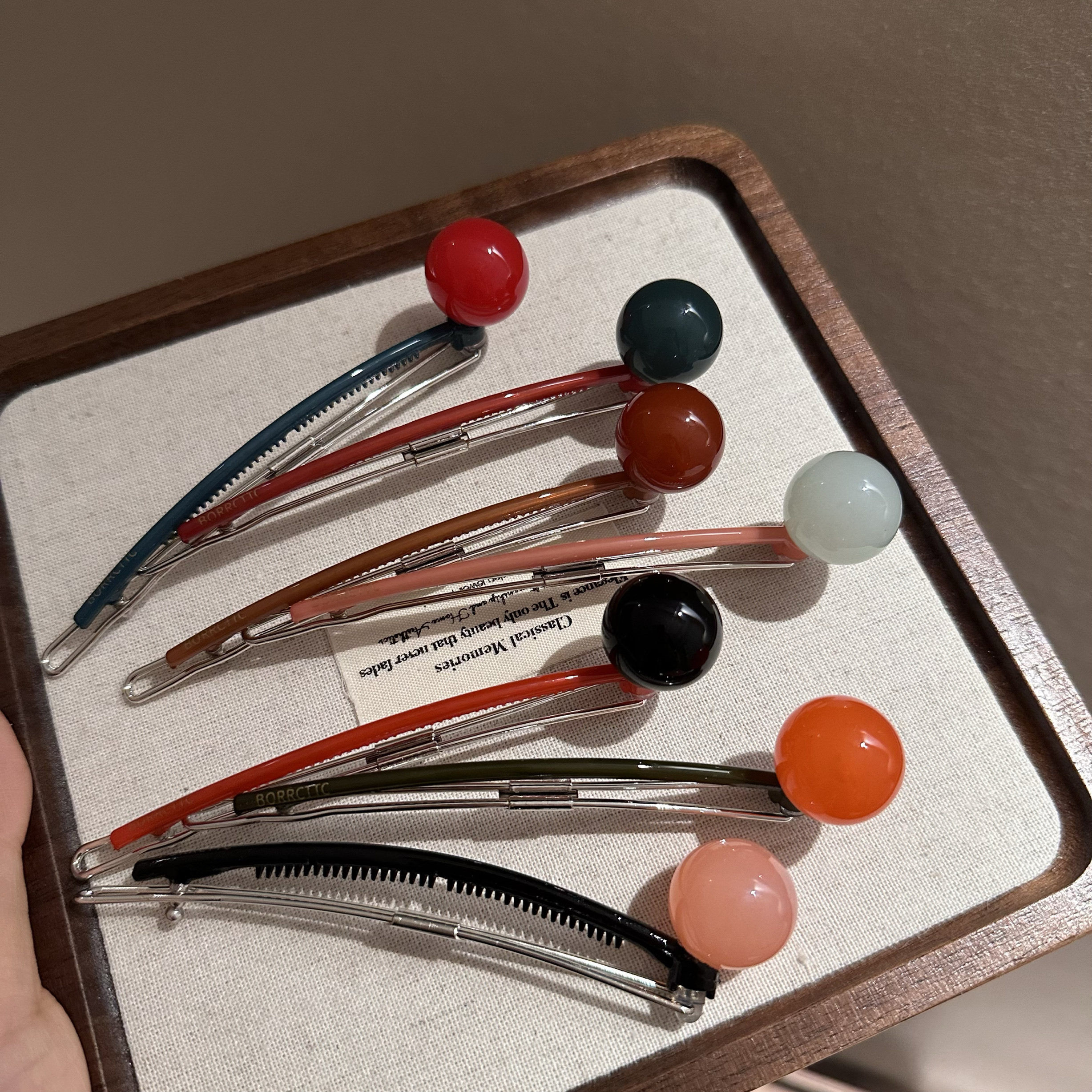 韩系超火糖果色球球盘发发夹一字青蛙扣后脑勺发卡简约高级感发饰