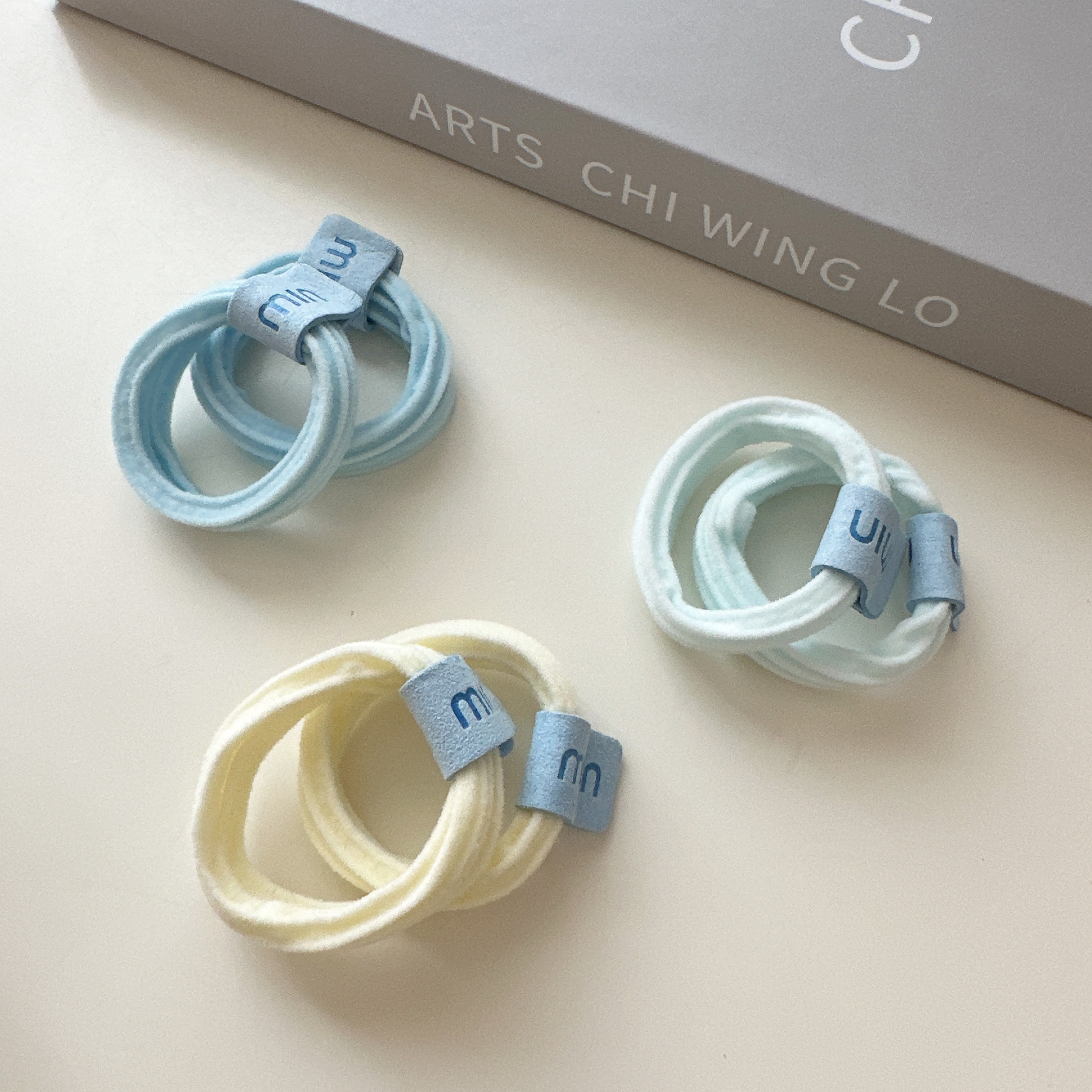 韩系小清新奶蓝色白色高弹力发圈