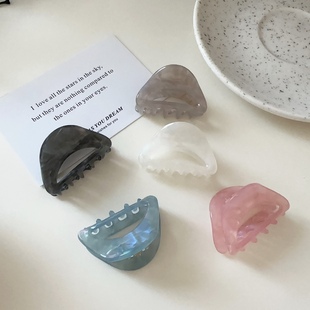 ins醋酸半圆网红小抓夹气质鲨鱼夹人鱼色抓夹精致刘海夹后脑半夹