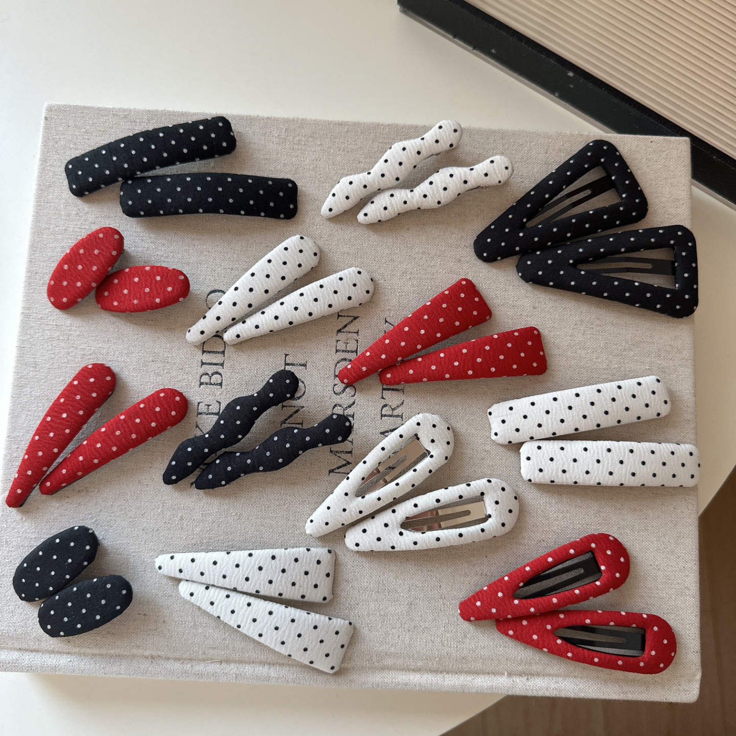 日韩新款手做布艺波点发夹刘海夹复古高级感碎发边夹超韩发卡发饰