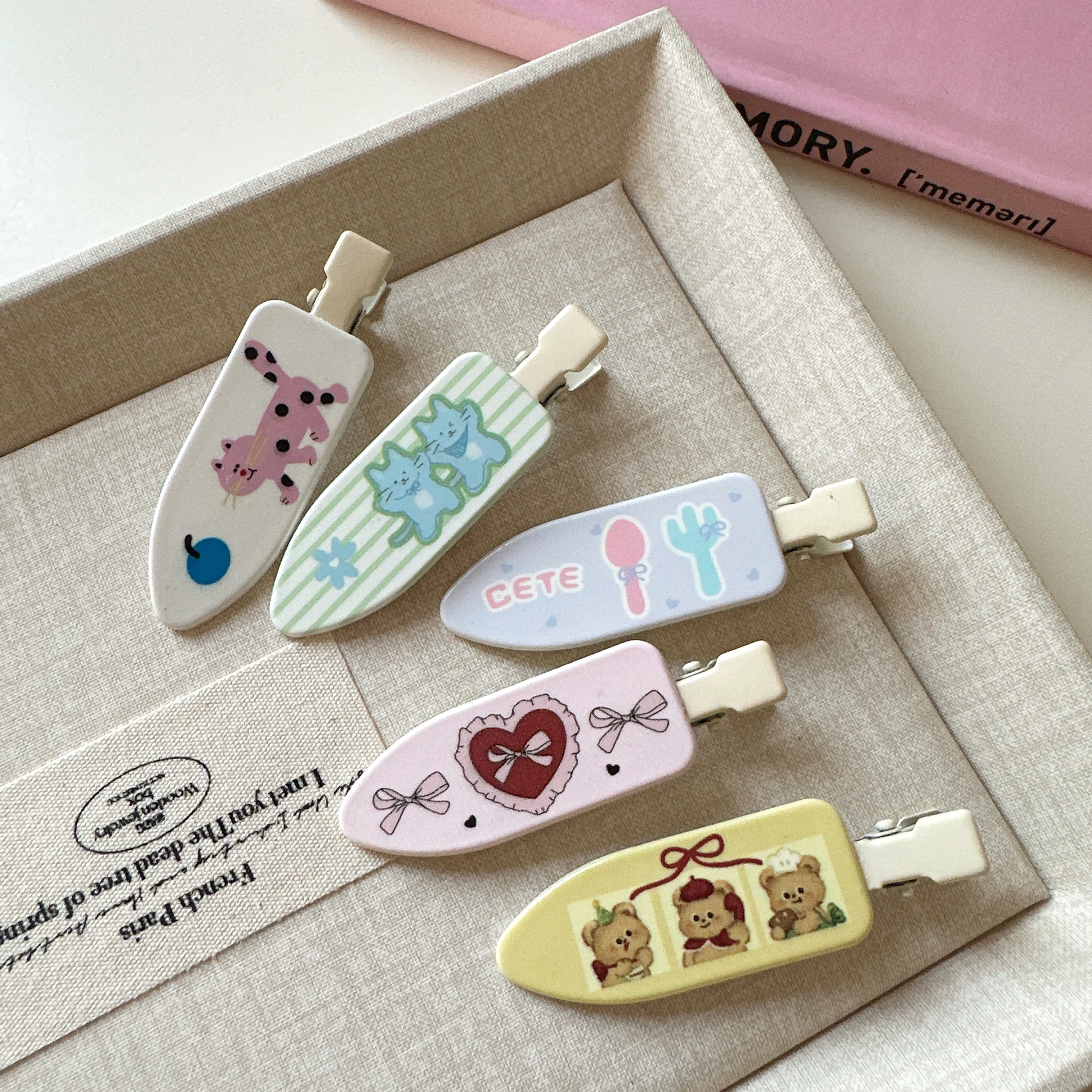 可爱卡通小猫小熊无痕夹发夹刘海夹碎发边夹学生发卡前额对夹发饰