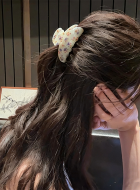 昭和少女~韩系氛围感小碎花抓夹醋酸材质后脑勺半扎盘发鲨鱼夹子