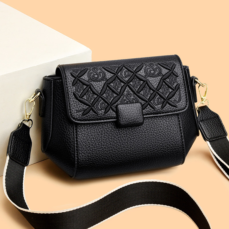 女士包包2025新款2024秋女包真皮女款单肩斜挎大容量手提通勤小包