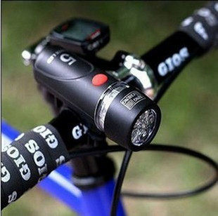 Lumière vélo - phare - Ref 2399071 Image 1