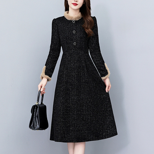 黑色亮晶晶灯芯绒大码女装胖mm秋冬新款长袖连衣裙子中长款妈妈装