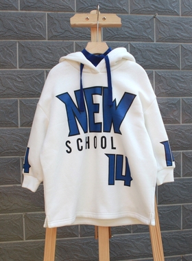 S柏系列110秋装 品牌童装折扣童纯棉加棉加厚卫衣连帽26261白