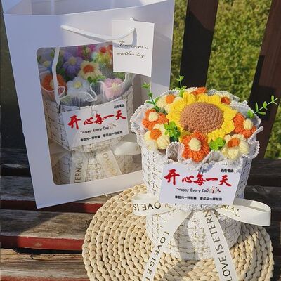 创意生日礼物小香风泡芙伴手花