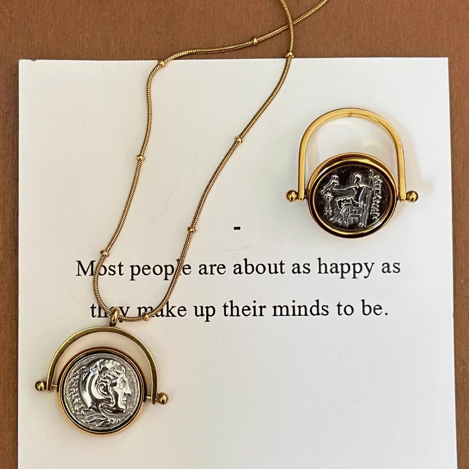 可洗澡项链钛钢蛇骨钱币