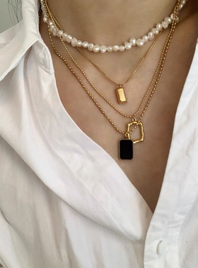 734法式ins风极简黑色方形双面小吊坠钛钢项链高级感圆珠链经典