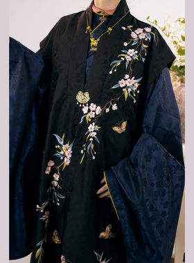 琉鱼汉服瑶枝蝶包肩比甲明制少女装刺绣仿缎面立领套装