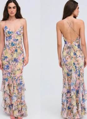 油画花园 法式绝美氛围感度假长裙荷叶边艺术碎花性感过膝吊带裙