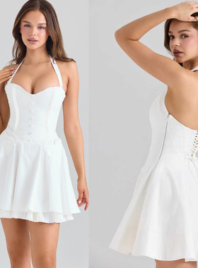 云朵告白甜美白色挂脖收腰露背蓬蓬裙连衣裙约会派对温柔收腰短裙