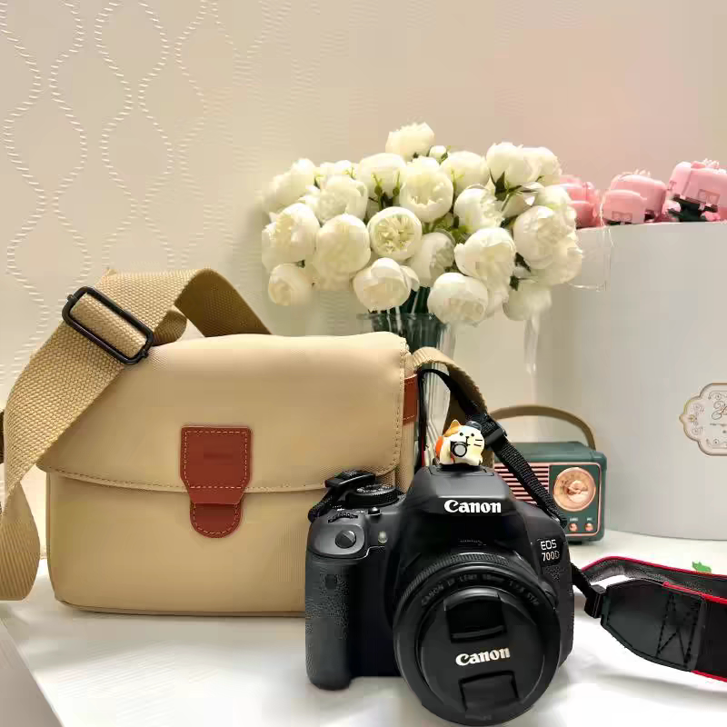吉尼佛 巧克力摄影相机包单肩斜跨百搭分层轻便装载强20242