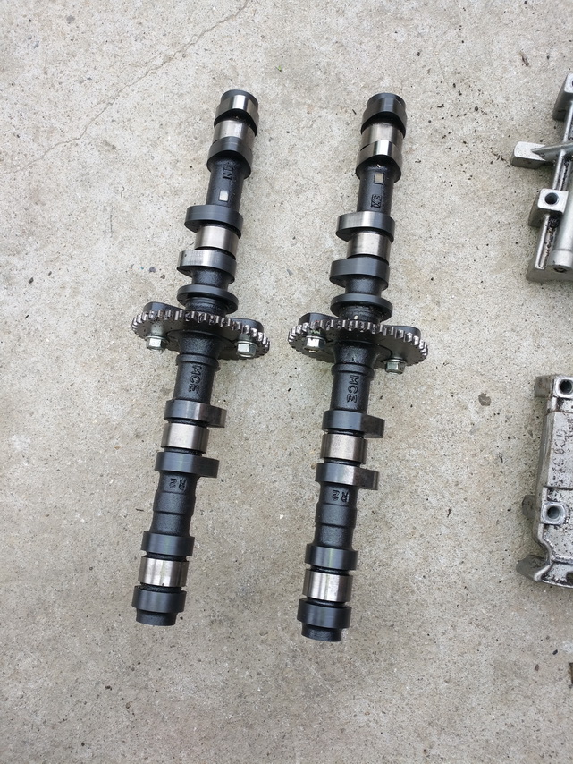 凸轮轴 适用于CB400VTEC凸轮轴CB400 1代 2代 3代 4代 5代 凸轮轴