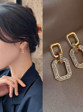 耳环女2025年时尚新款高级耳坠气质韩国网红设计感轻奢耳钉耳饰潮