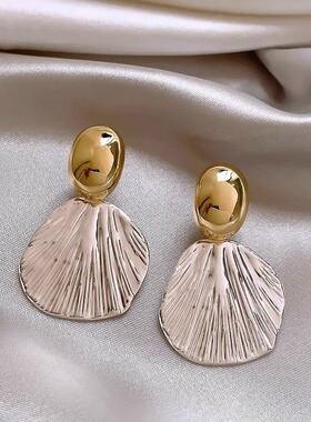个性贝壳纹理耳环小众设计感高级轻奢耳饰女新款复古时尚气质耳钉