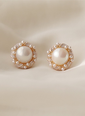 法式复古珍珠耳环女2025年新款潮气质优雅高级感纯银耳钉轻奢耳饰
