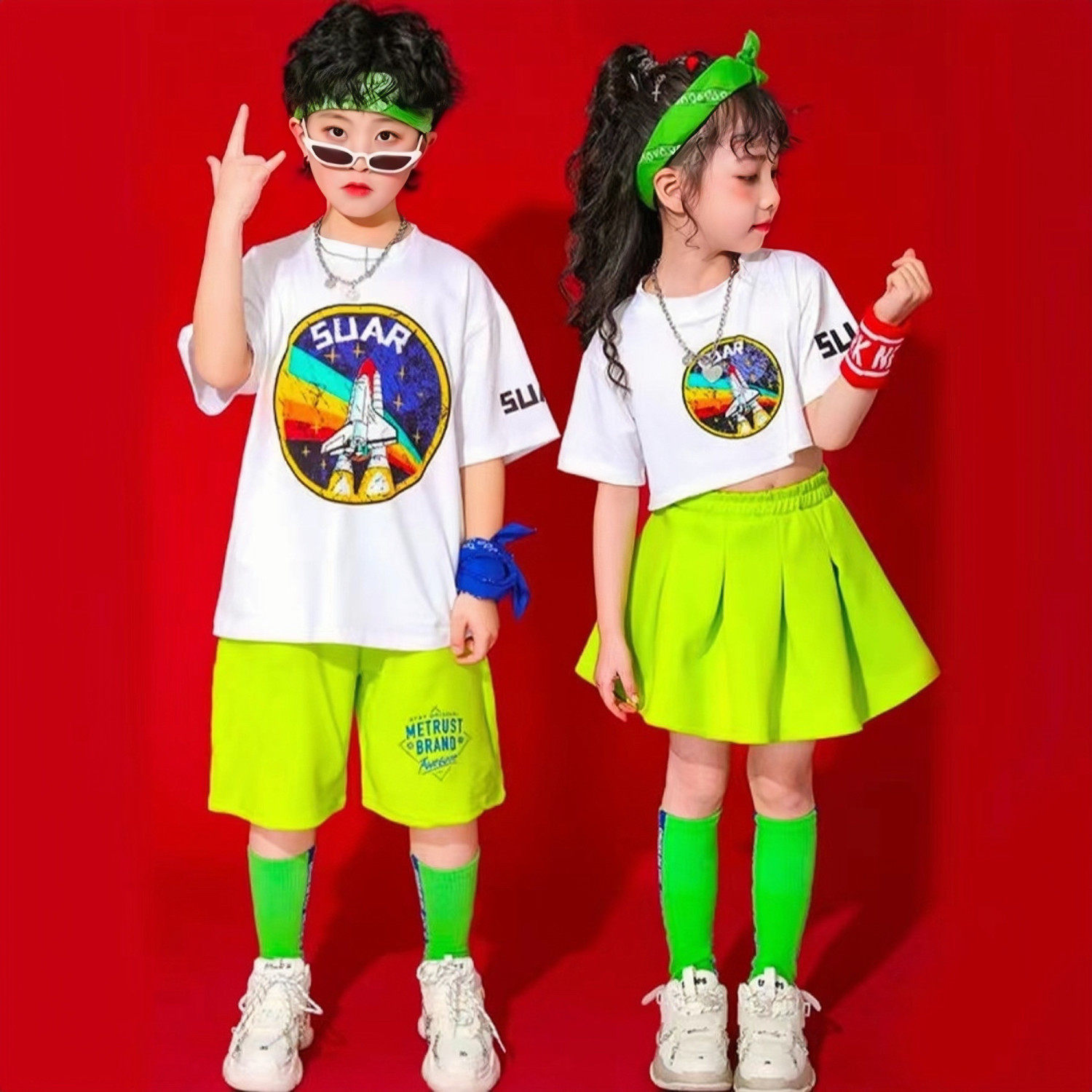 六一儿童节表演服套装男女演出服小学生街舞嘻哈舞蹈啦啦队夏季国