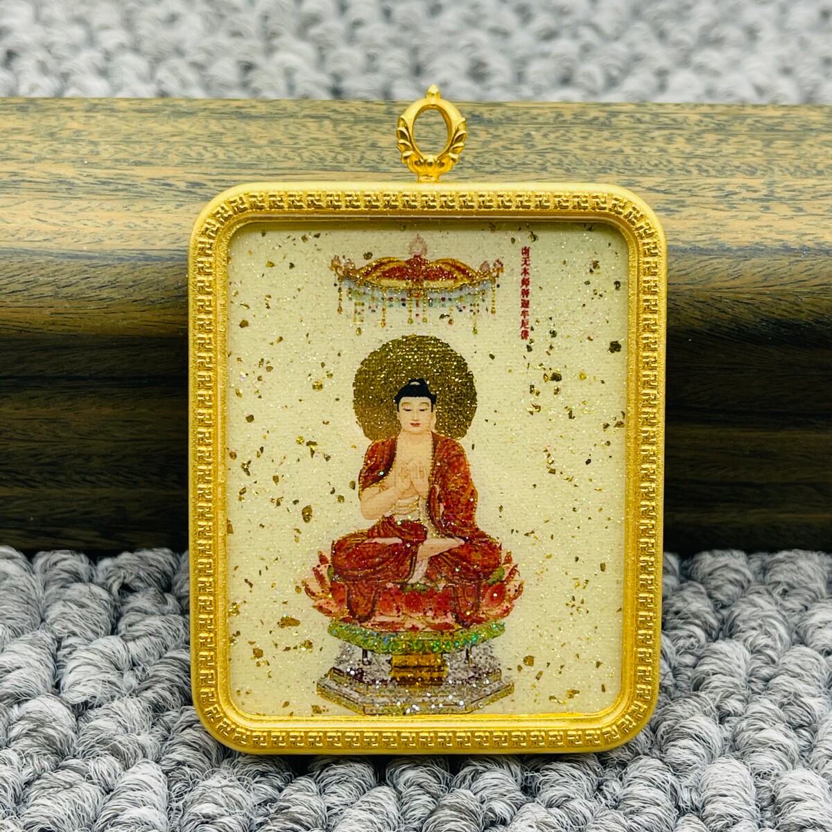 正品洒金手绘释迦摩尼佛唐卡佛牌护身符吊坠牌铜镀金噶乌盒
