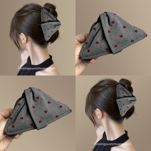 【锦簇绽放】爱心布艺三角抓夹时尚大号鲨鱼夹发抓后脑勺旅行发卡