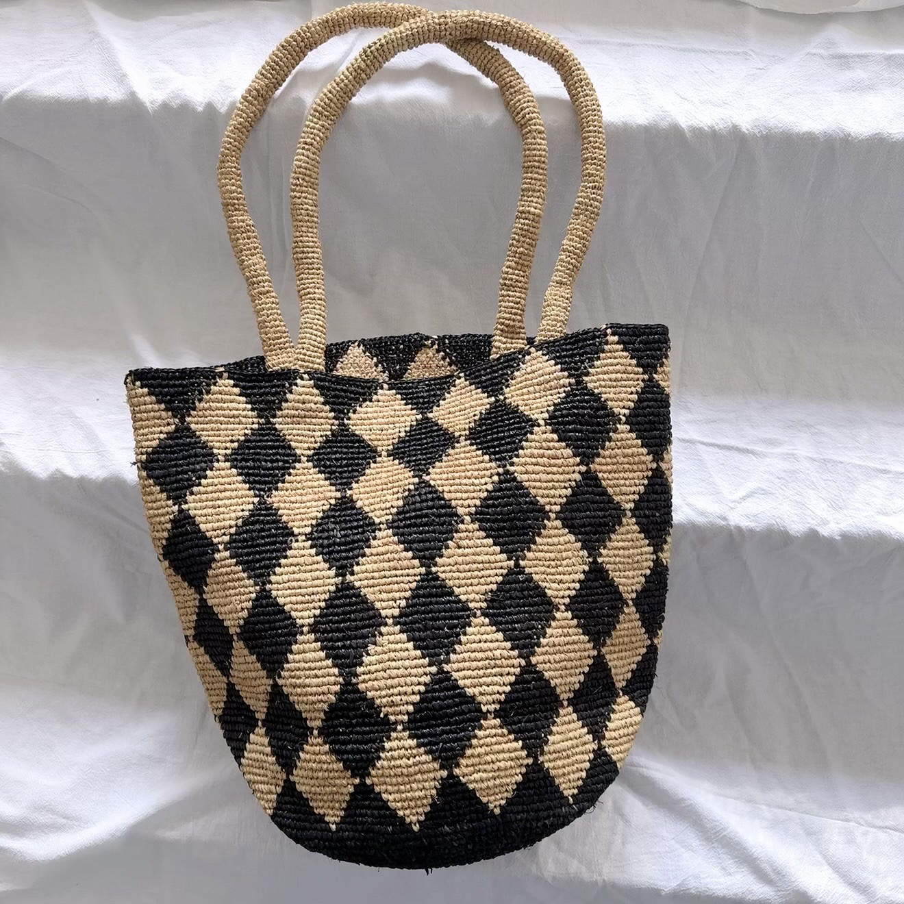 日系草编包女夏季新款棋盘托特包水桶包百搭手提包出游沙滩单肩包