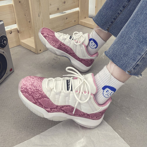 网红篮球aj11玫瑰金休闲老爹鞋