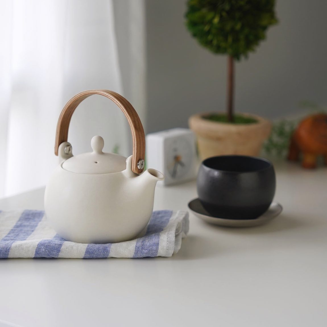 陶瓷茶壶日本saliu手工陶瓷茶具