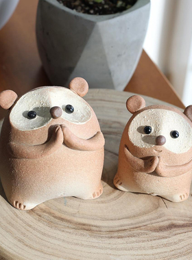 日本明山窑手作粗陶狸猫摆件