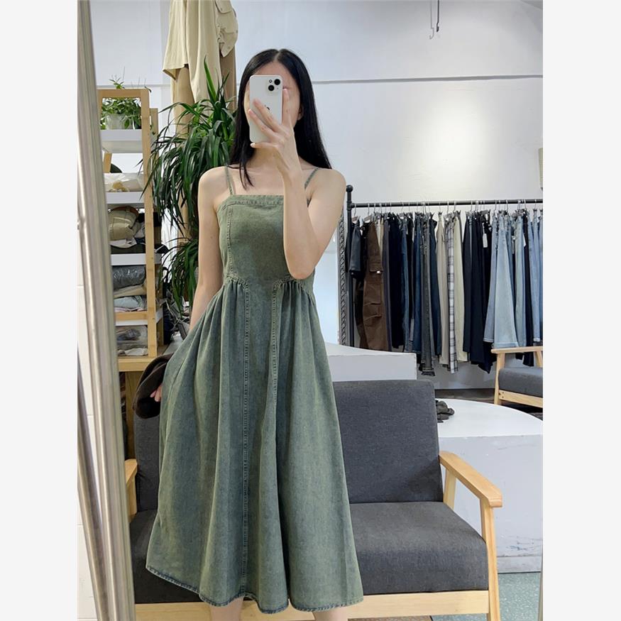 牛仔吊带连衣裙女2024夏季新款高级感小众显瘦薄款长袖开衫两件套