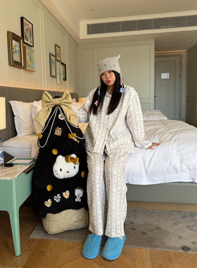 nini自制芭蕾风蝴蝶结印花空气棉睡衣两件套女秋冬款保暖居家服