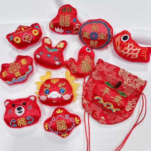 香包袋子香囊包胸针喜庆福袋龙年
