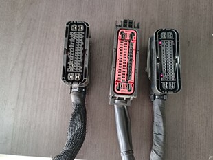 奔驰A级 奔驰B级 奔驰CL级 奔驰C级 奔驰E级S级ABS泵插头电脑插头