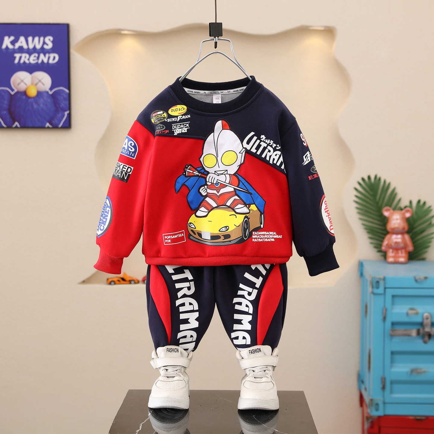 男童春装套装2026新款痞帅气春秋季宝宝儿童卫衣男孩奥特曼衣服潮